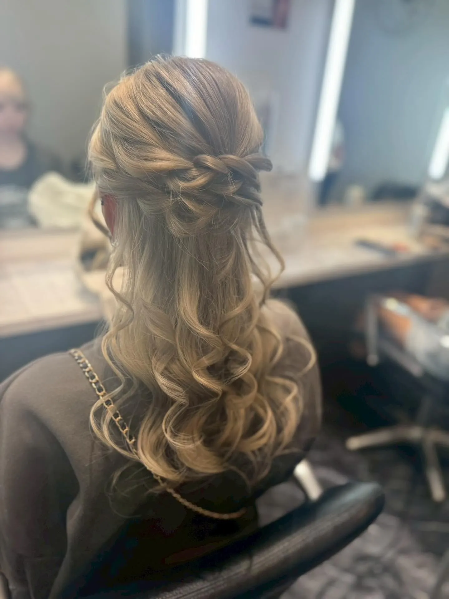 ハーフアップ🌈